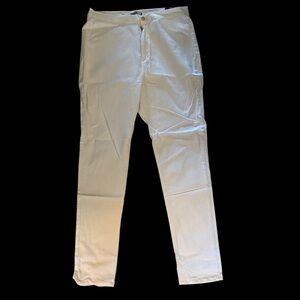Woman’s Fashion Nova Stretchy White Jeans- 2X